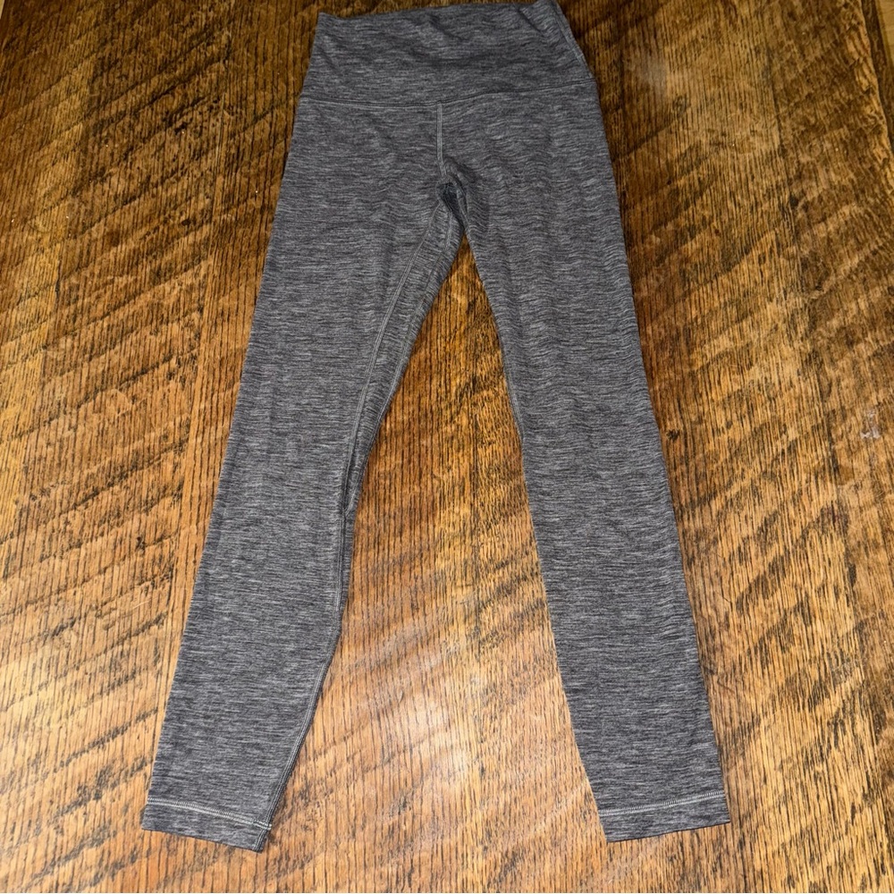 Lululemon size 4 gray super buttery soft crop Leggings align hi-rise